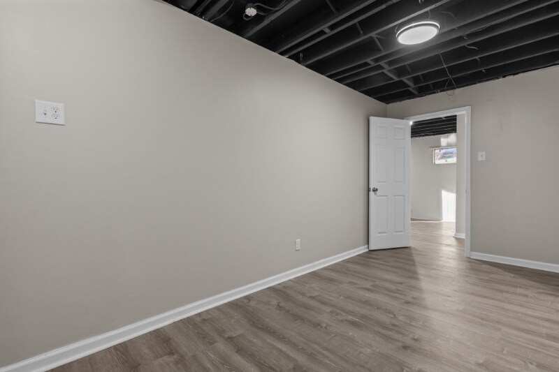 Building Photo - 401 S Ballas Rd