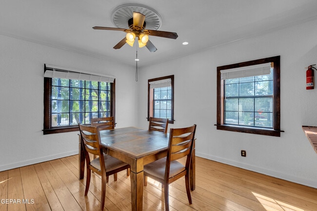 Building Photo - 923 McKelligon Dr