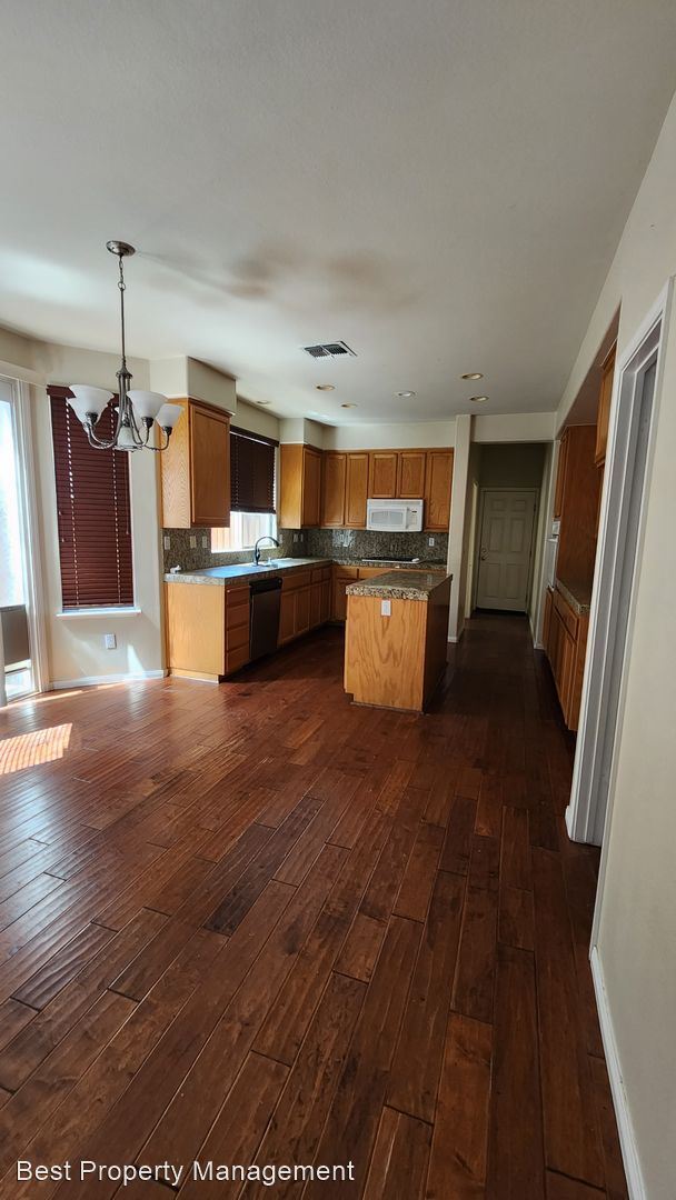 Building Photo - 4 br, 3 bath House - 1340 Panwood Ct