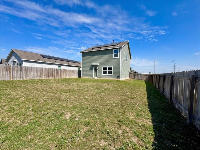 Building Photo - 14221 Lyndora Ln