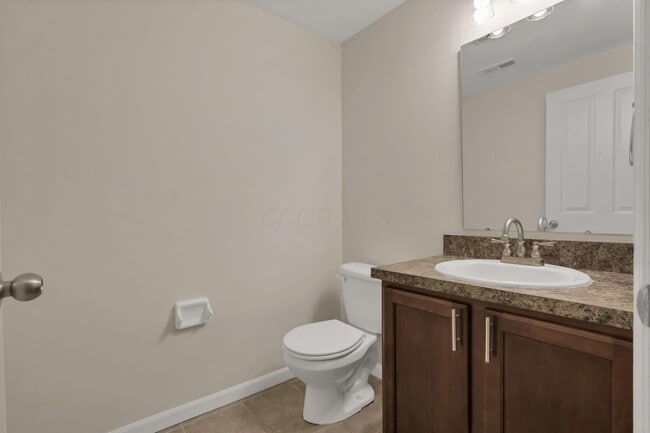 Building Photo - 6479 Walnut Fork Dr