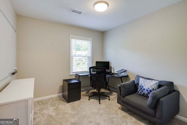 Building Photo - 1140 Mitsy Forest Dr NE