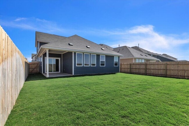 Building Photo - 302 Willow Heights Drive