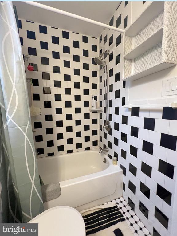 Building Photo - 1415 S 4th St