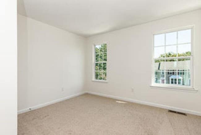 Building Photo - 429 Scarecrow Ct