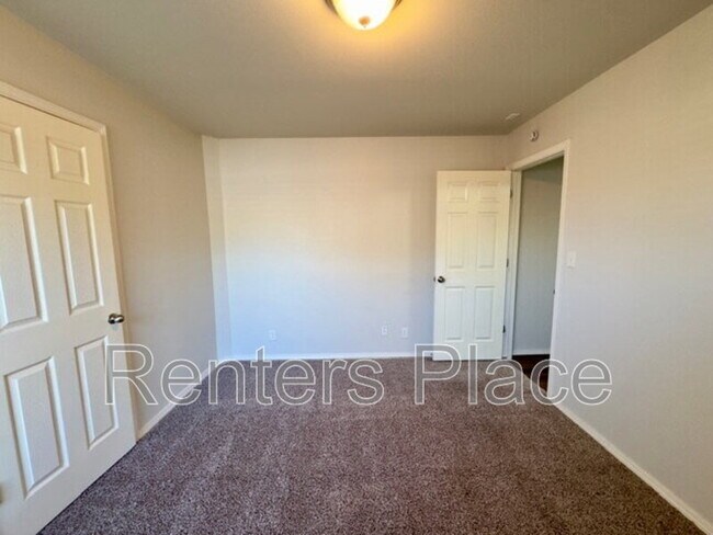 Building Photo - 25002 E 93rd Pl S