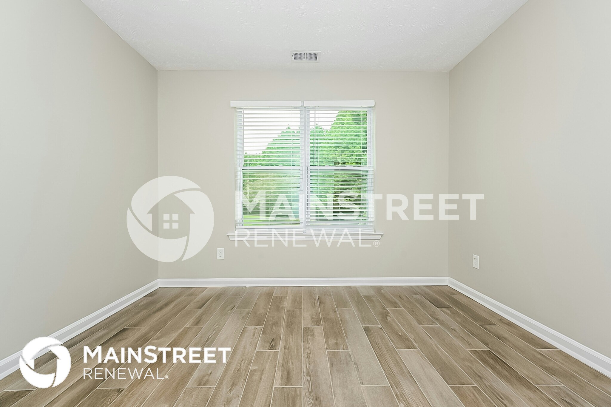 Building Photo - 350 Summer Hill Cir