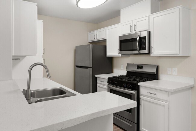 Interior Photo - Newly Renovated! Santa Fe Apartments II