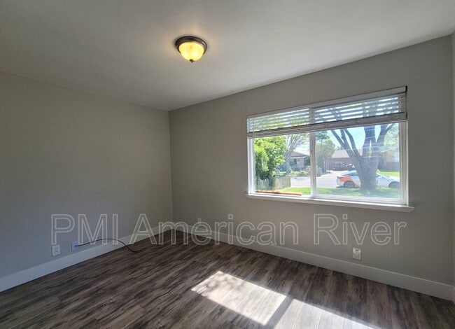 Building Photo - 2621 Cadjew Ave