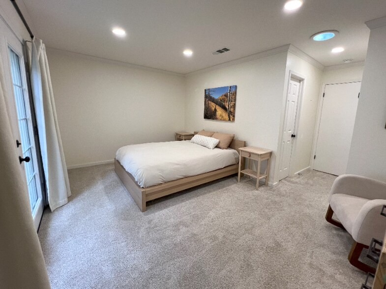 Building Photo - 317 Pontevedra Ln