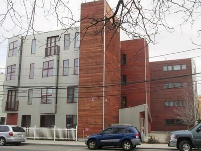 Building Photo - 24 Bay State Rd