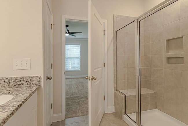 Building Photo - Townhome in Popular Sudduth Farms in Greer...