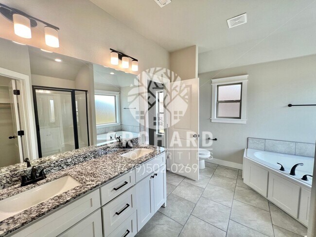 Building Photo - Tontitown- Single Family Home- Beautiful Wellington Plan- 9 Month Lease