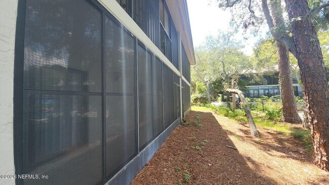 Building Photo - 27 Veronese Ct