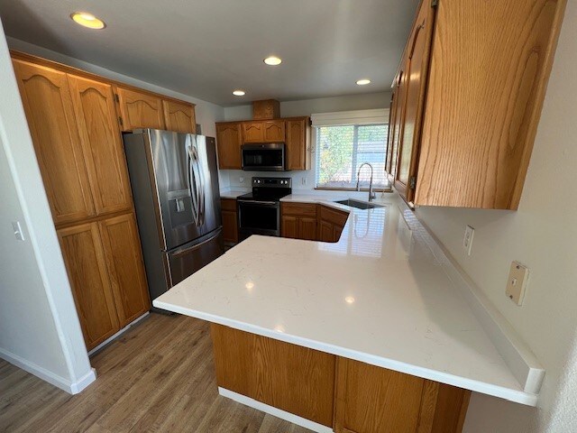 Building Photo - 7403 Shadowwood Ct NE