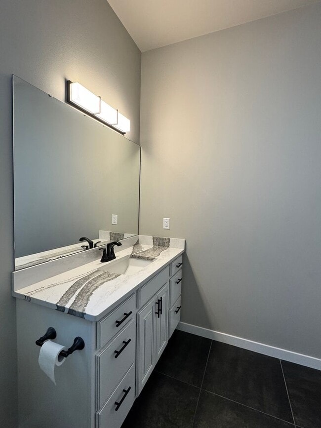 Building Photo - Occupied, do not disturb tenants.  West Valley 3 bedroom 3 Car Garage Custom Built