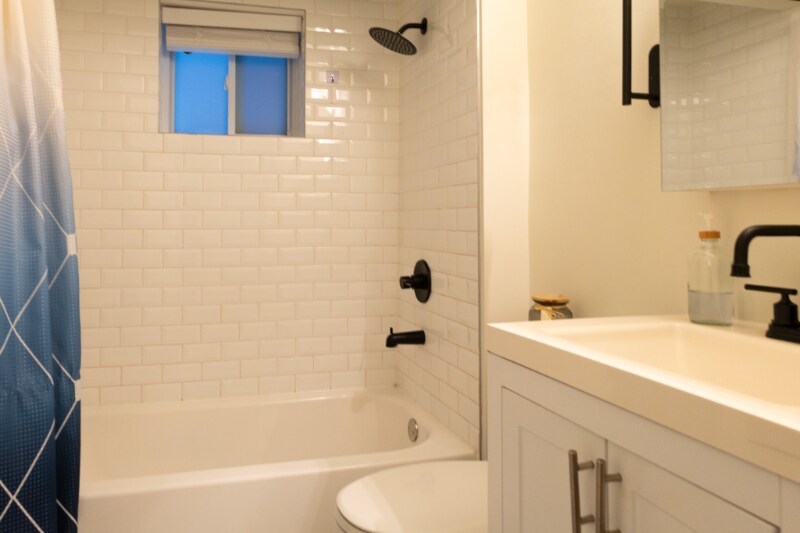 Building Photo - 1519 Park Rd NW