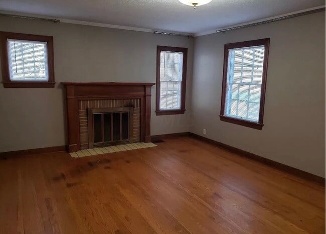 Building Photo - 363 N 21st St