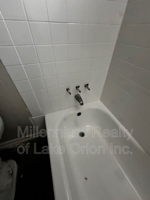 Building Photo - 61 E New York Ave