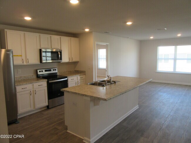 Building Photo - 4015 Pioneer Ln.