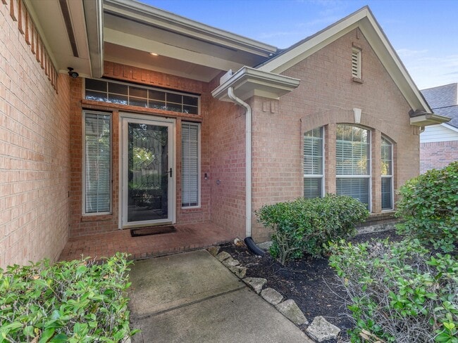 Building Photo - 23719 Allingham Ln