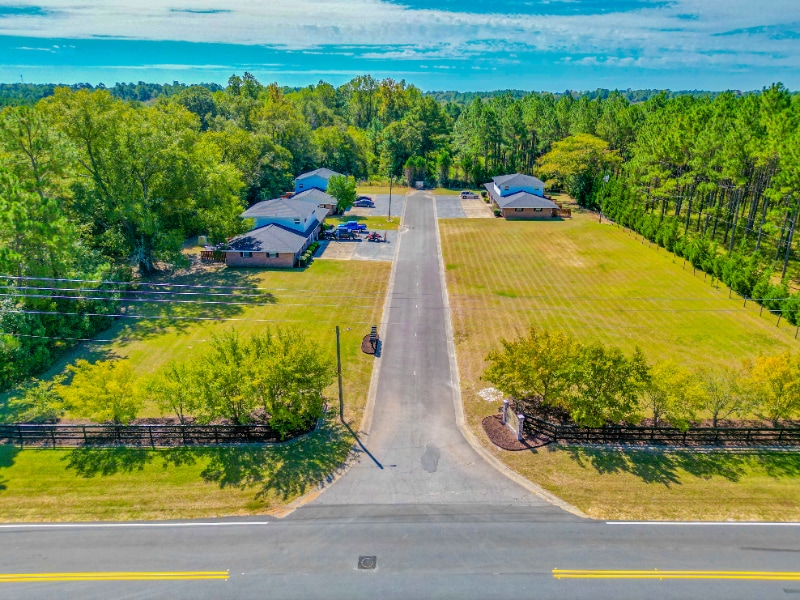 Building Photo - 162 Cumberland Rd