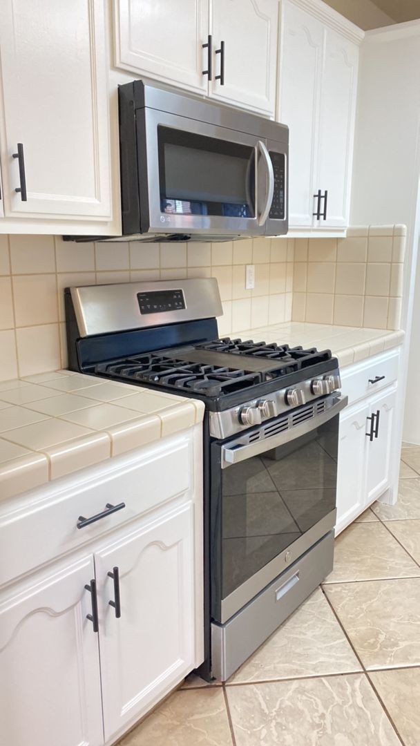 Building Photo - Charming Home in Turlock's Alpine Estates - $500 OFF FIRST MONTH RENT MOVE IN SPECIAL