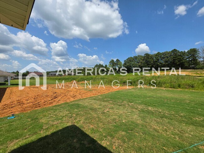 Building Photo - 127 Jonboy Ave