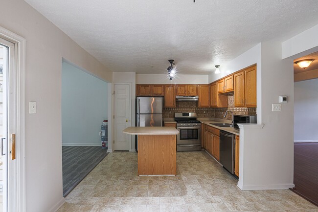 Building Photo - 4907 Bristle Cone Cir