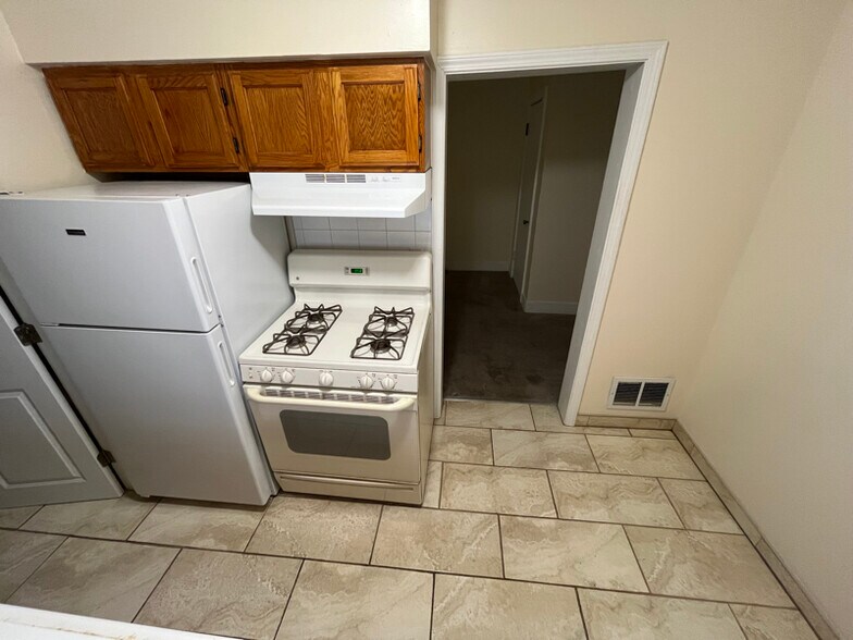 Building Photo - 192 N Smith St