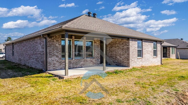 Building Photo - 20 E Sunbelt Ct