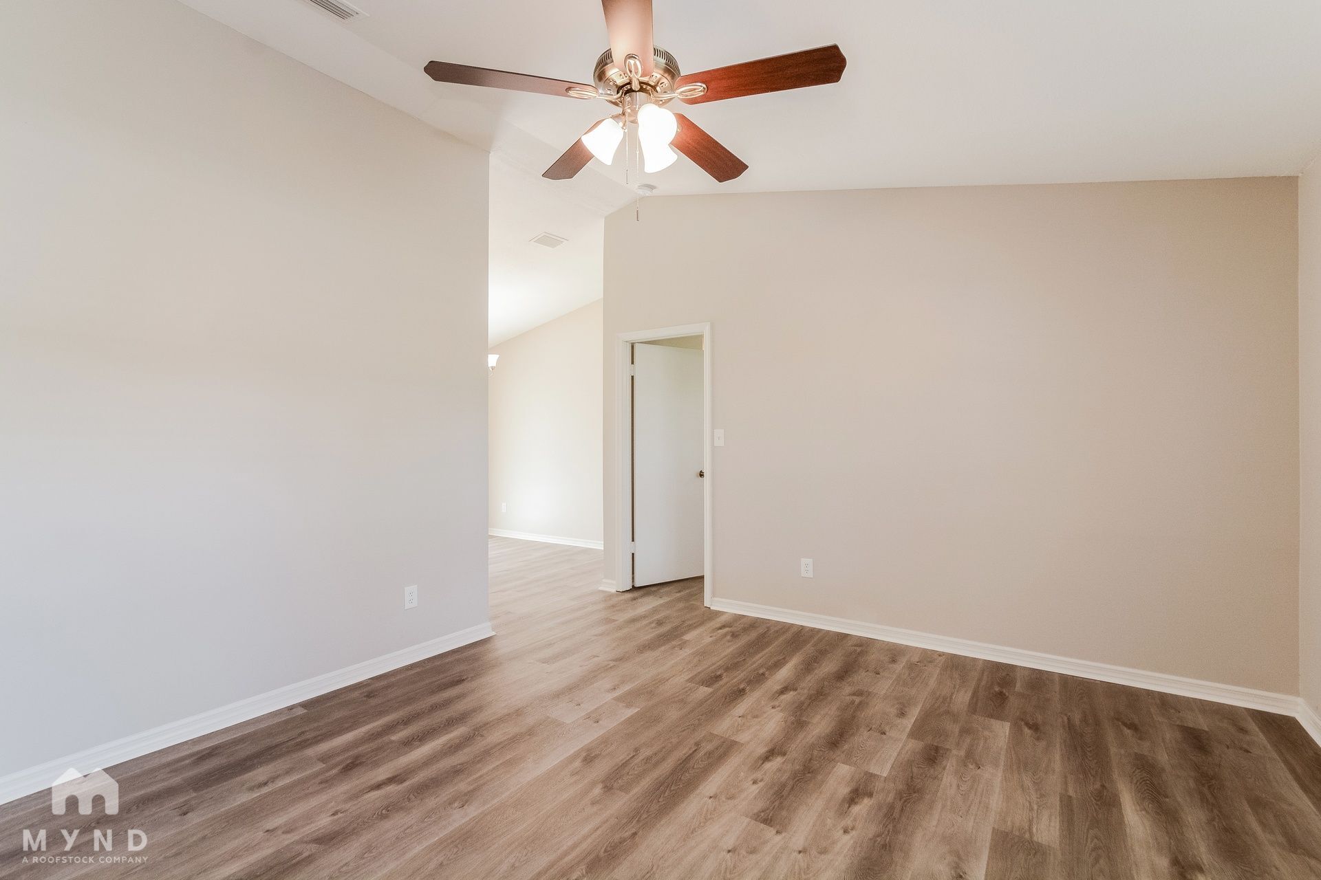 Building Photo - 8712 Grandee Dr