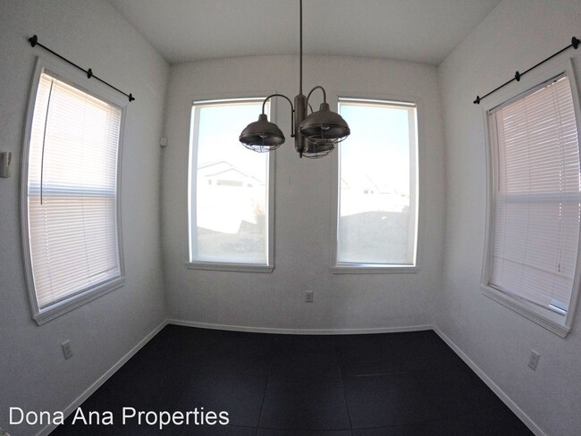 Building Photo - 3 br, 2 bath House - 3850 Via Del Valle