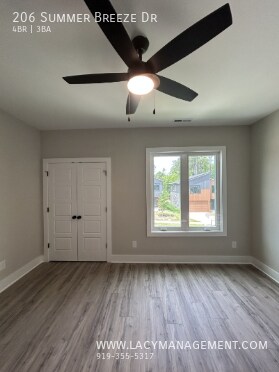 Building Photo - 206 Summer Breeze Dr