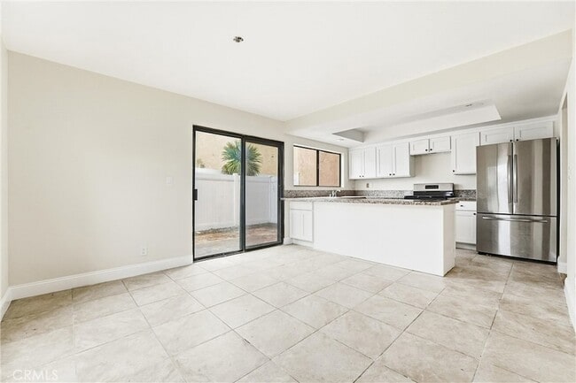 Building Photo - 7751 Newman Ave