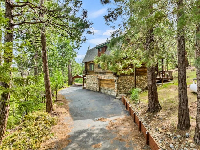 Building Photo - 23672 CA-108