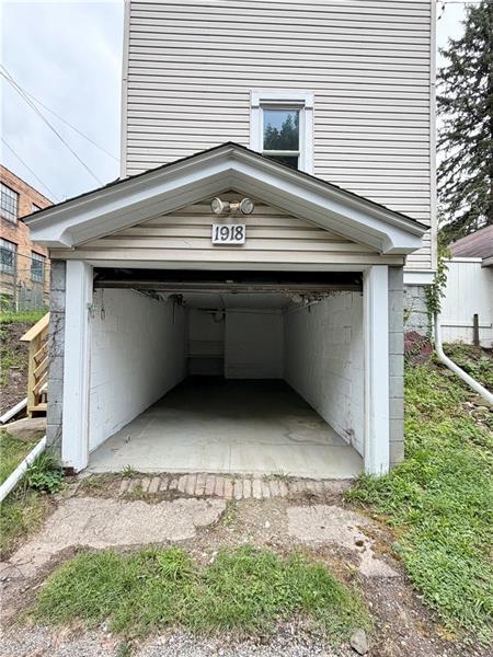 Building Photo - 1918 7th Ave