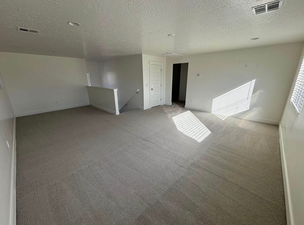 Building Photo - 2346 E Luciano Ln