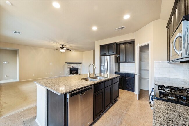 Building Photo - 1809 Whistler Dr