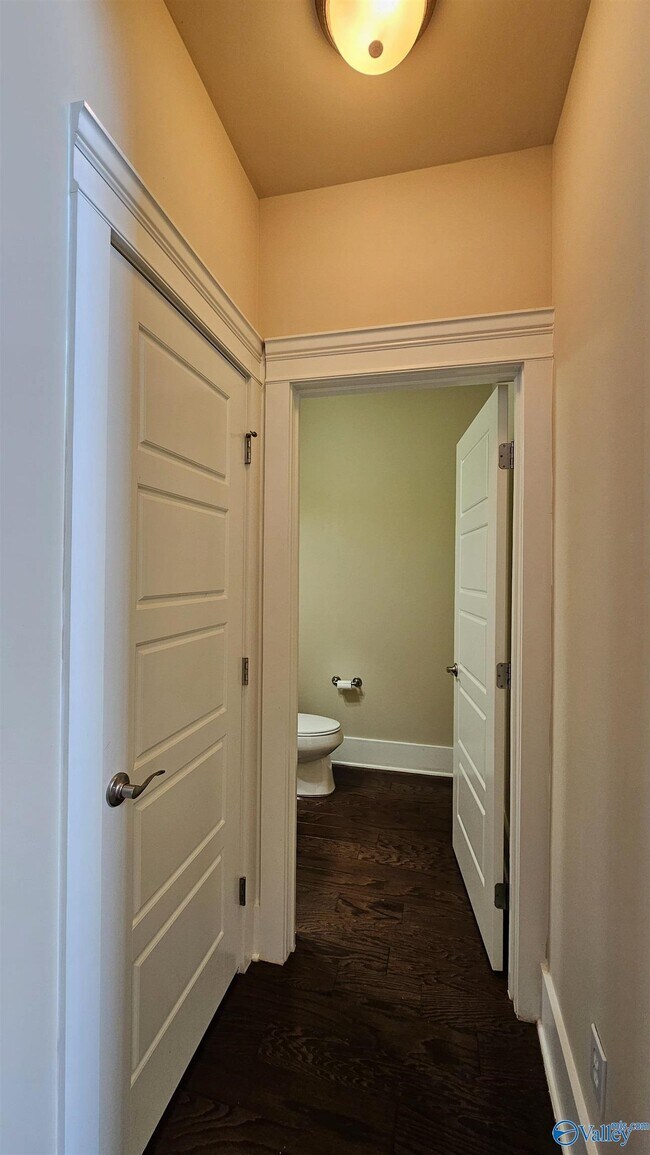 Building Photo - 3 Sudworth Dr SW