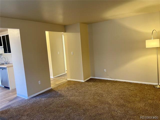 Building Photo - 6628 Dublin Loop W