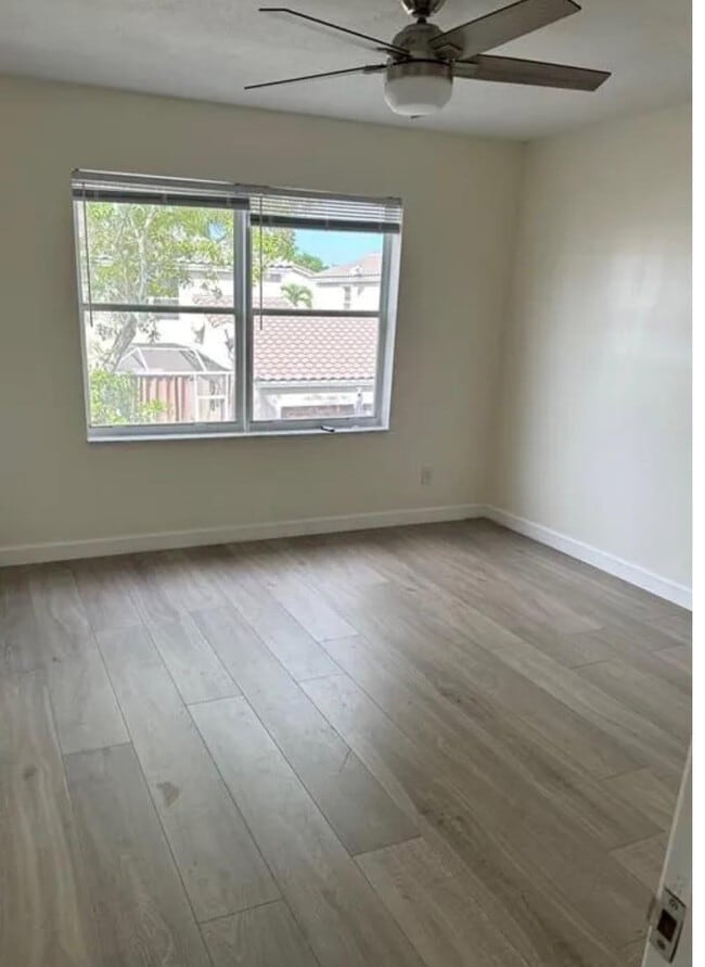 Building Photo - 10535 NW 57th St