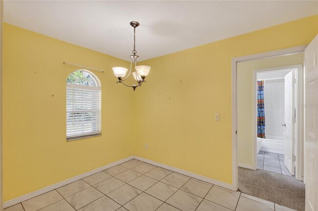 Building Photo - 2065 Oak Beach Blvd