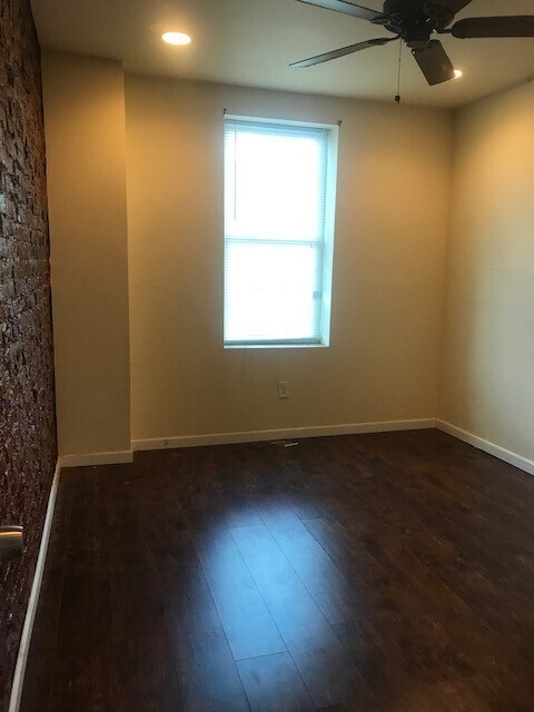 Building Photo - 2937 Weikel St