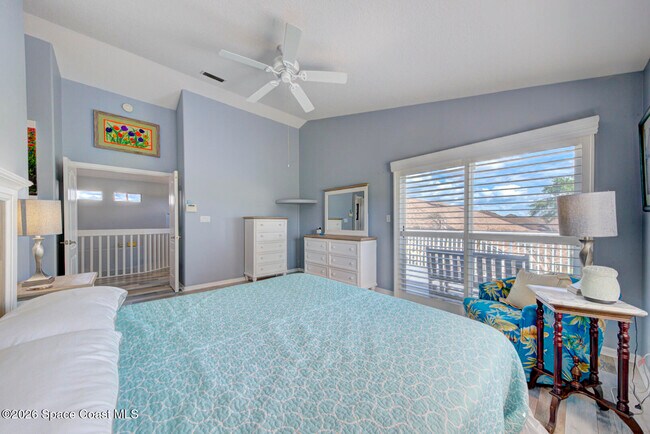 Building Photo - 1937 Golf Vista Blvd