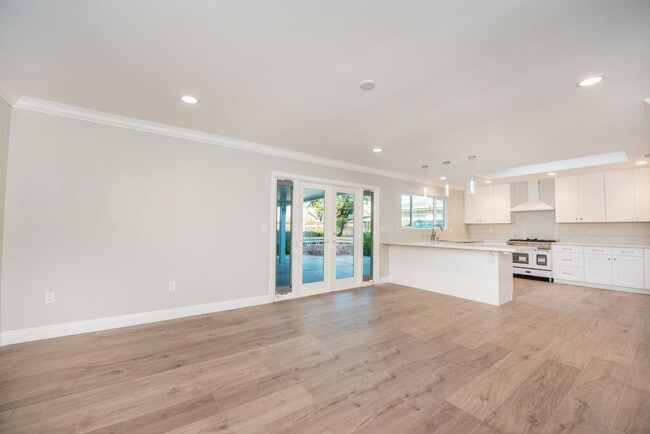 Building Photo - Mesa Verde