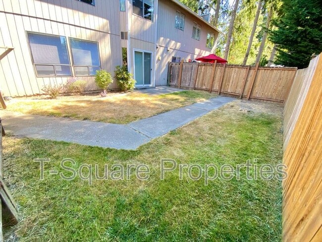 Building Photo - 2720 204th St SW