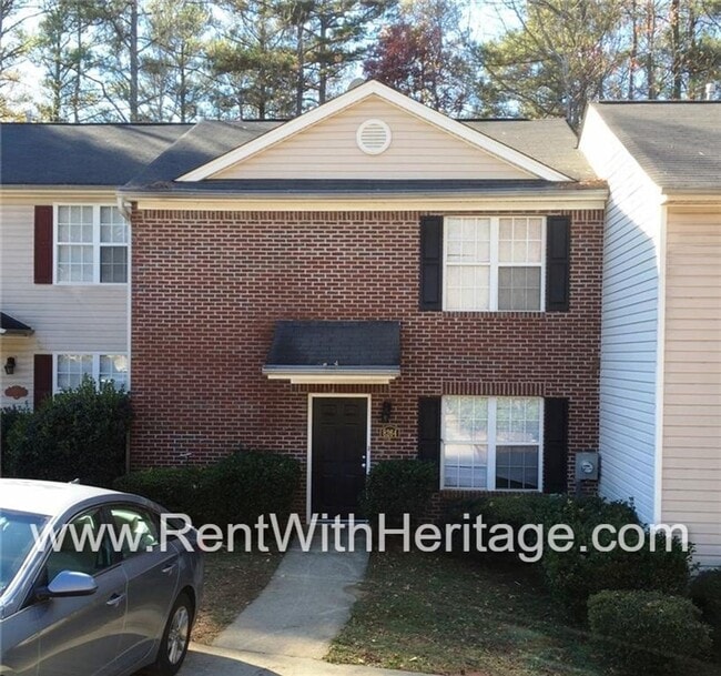 Primary Photo - Awesome 3bd/ 2ba Townhome, Super Spacious,...