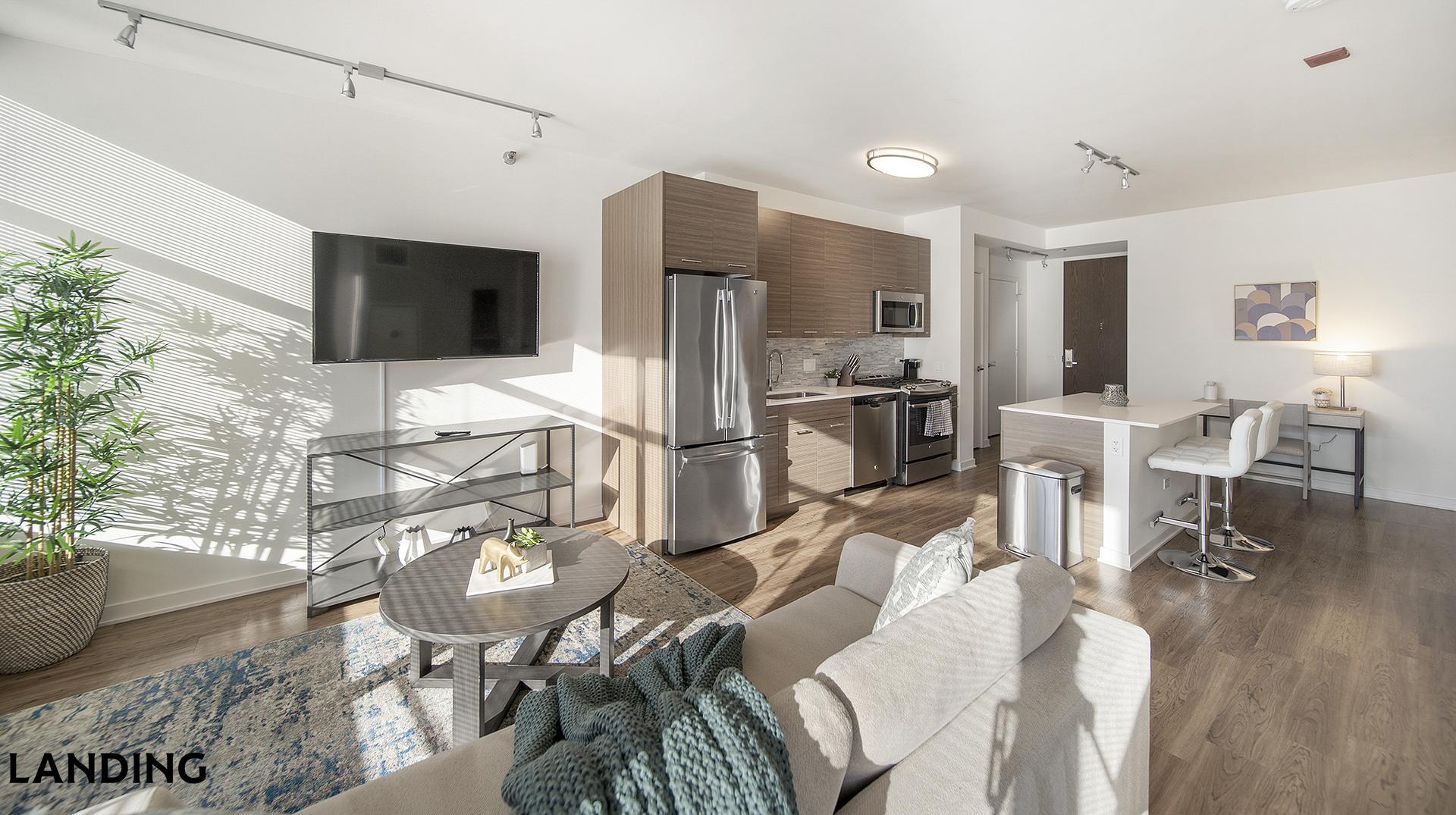 Building Photo - 347 W Chestnut St