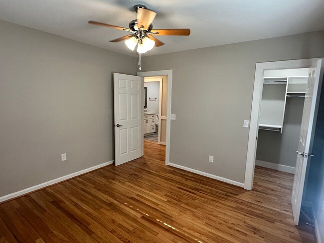 Building Photo - COMING SOON IN ROSEWOOD